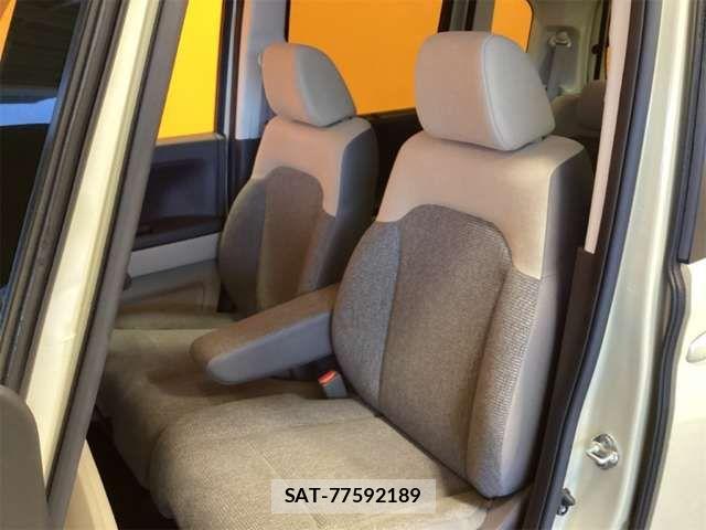 Honda N BOX 2018-06 8367404-17