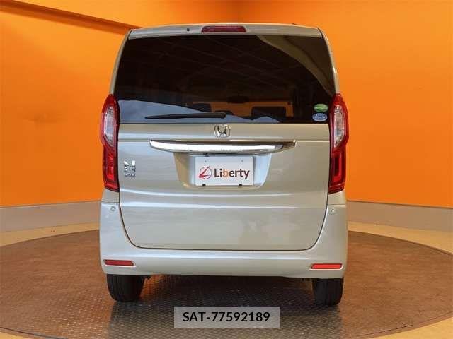 Honda N BOX 2018-06 8367404-8