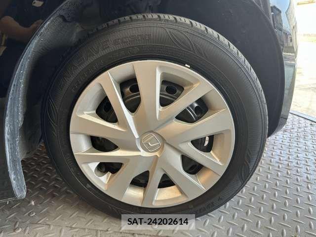 Honda N BOX 2023-08 8367339-17