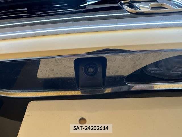 Honda N BOX 2023-08 8367339-19