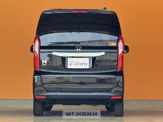 Honda N BOX 2023-08 8367339-7