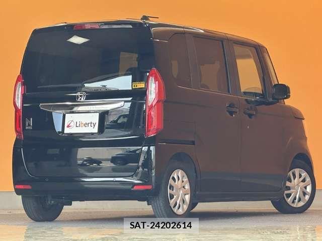 Honda N BOX 2023-08 8367339-8
