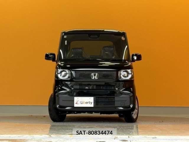 Honda N BOX 2025-11 8367325-11