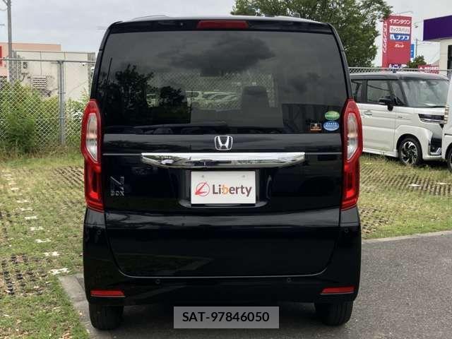 Honda N BOX 2021-01 8367373-7
