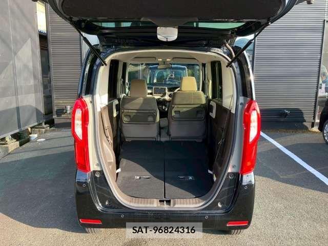 Honda N BOX 2021-06 8367378-9