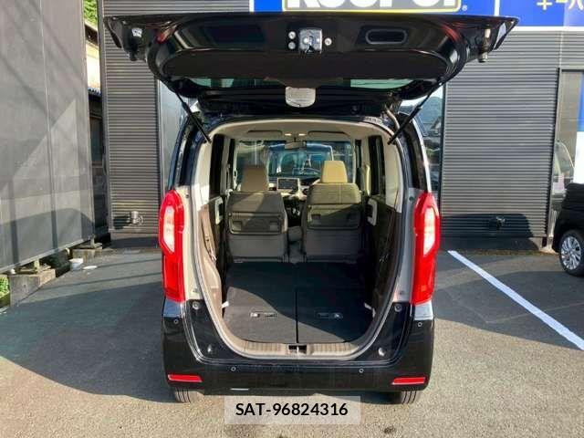 Honda N BOX 2021-06 8367378-13