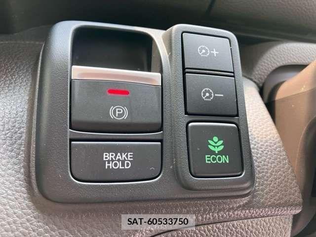 Honda N BOX 2022-11 8367369-10