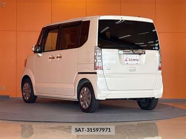 Honda N BOX 2016-03 8367388-10