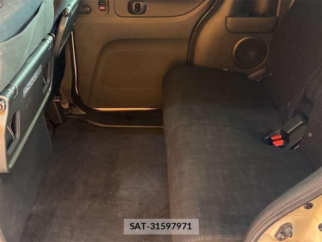 Honda N BOX 2016-03 8367388-16