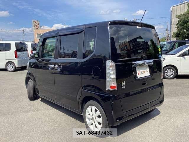 Honda N BOX 2015-04 8367448-17