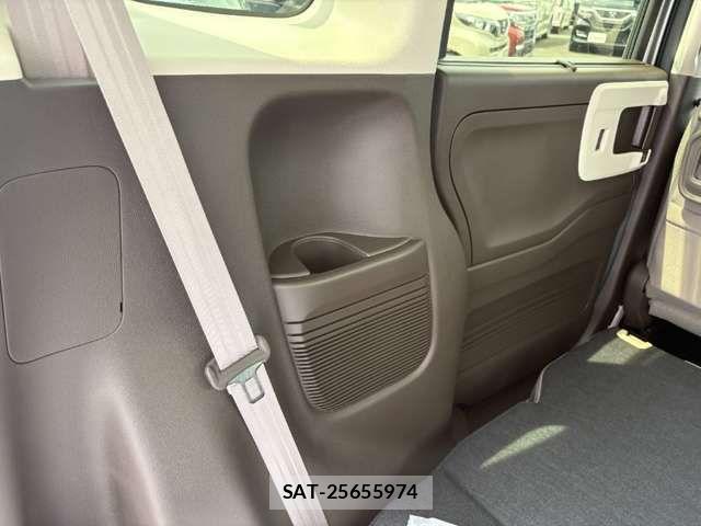 Honda N BOX 2022-11 8367359-14