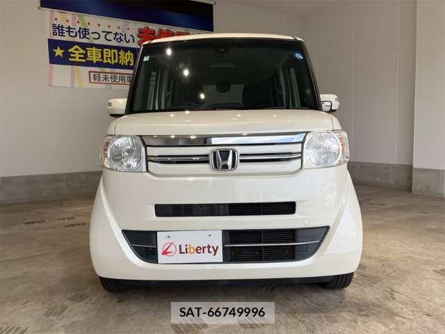 Honda N BOX 2015-03 8367445-11