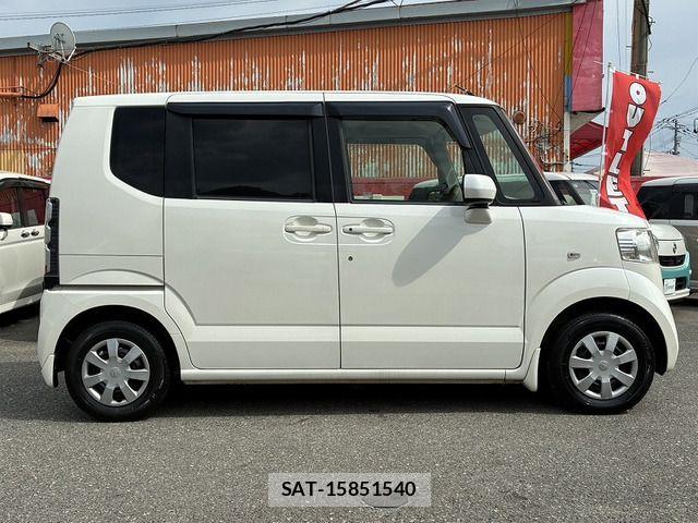 Honda N BOX 2012-04 8367459-5