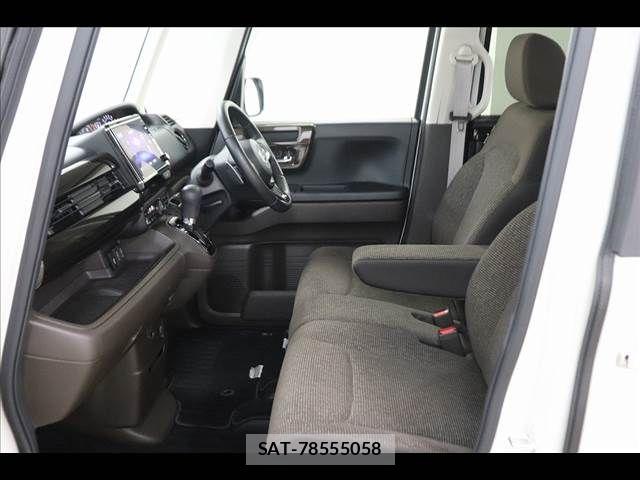 Honda N BOX 2021-12 8367371-11