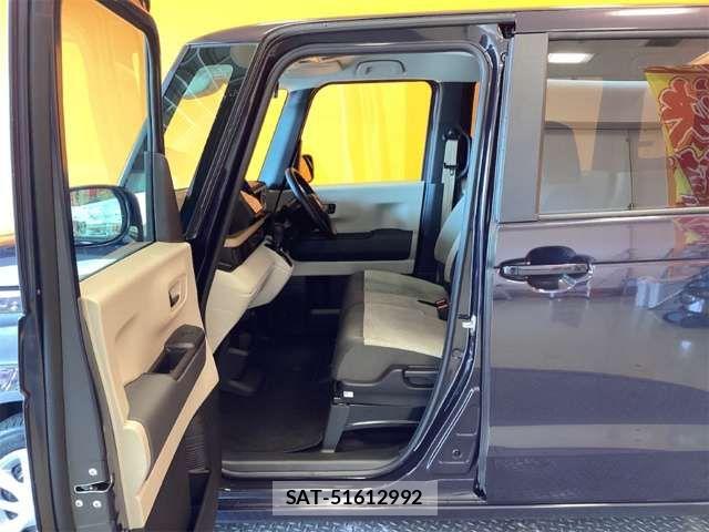 Honda N BOX 2024-01 8367334-18