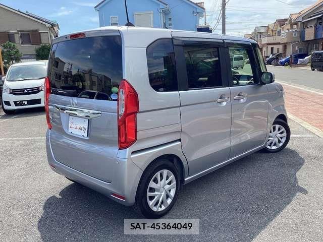 Honda N BOX 2019-03 8367423-11