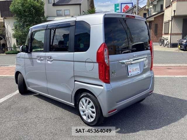 Honda N BOX 2019-03 8367423-13