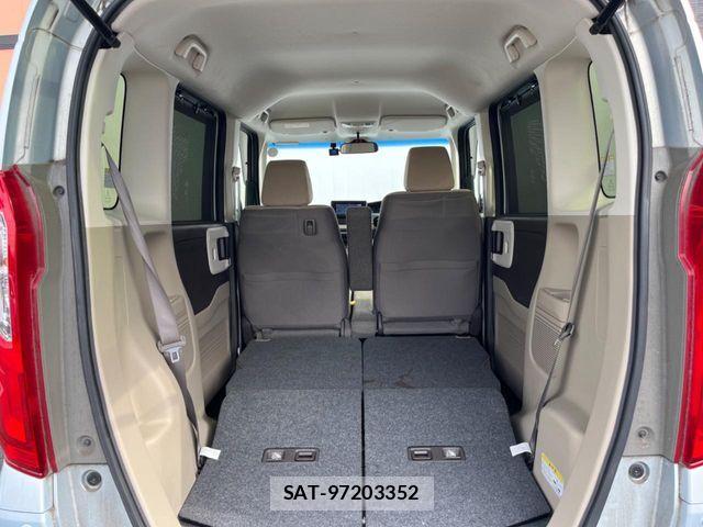 Honda N BOX 2018-08 8367422-9
