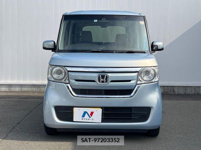 Honda N BOX 2018-08 8367422-13