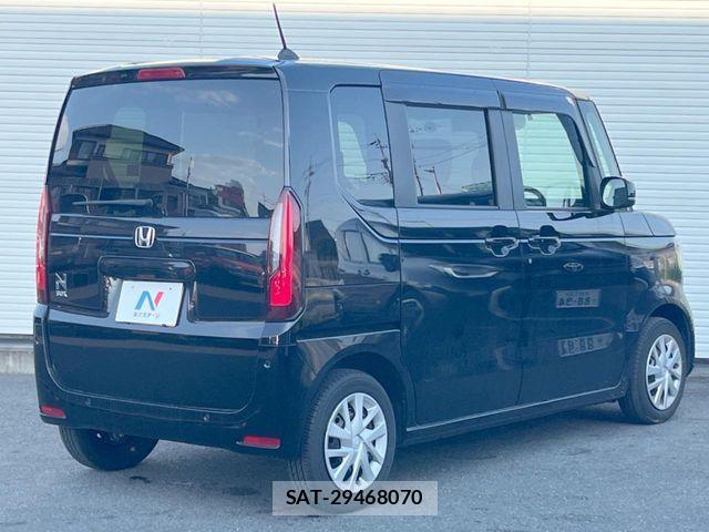 Honda N BOX 2024-08 8367342-17