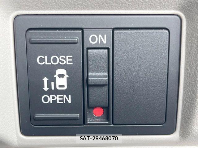 Honda N BOX 2024-08 8367342-5
