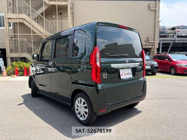 Honda N BOX 2022-05 8367387-16
