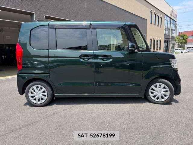 Honda N BOX 2022-05 8367387-17