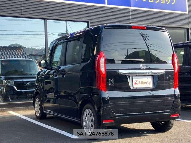 Honda N BOX 2020-02 8367377-10