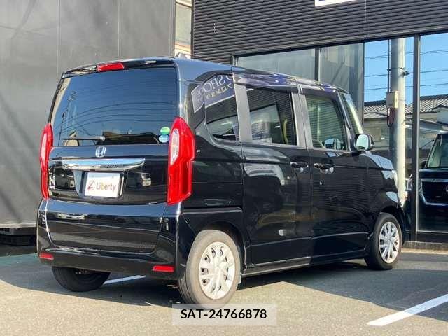Honda N BOX 2020-02 8367377-11