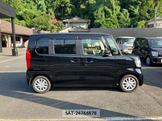 Honda N BOX 2020-02 8367377-12