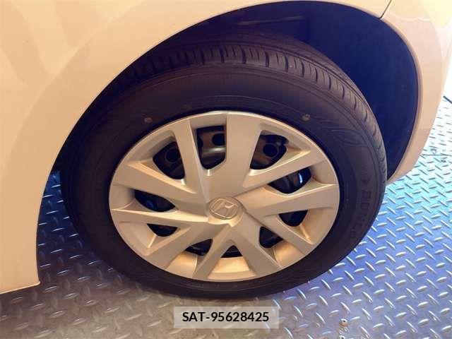 Honda N BOX 2023-08 8367366-13