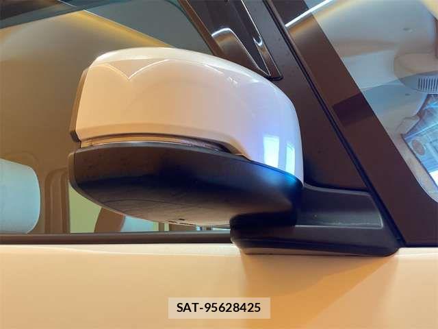 Honda N BOX 2023-08 8367366-14