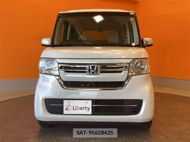 Honda N BOX 2023-08 8367366-5