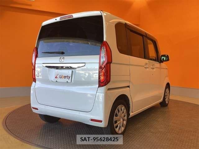 Honda N BOX 2023-08 8367366-8