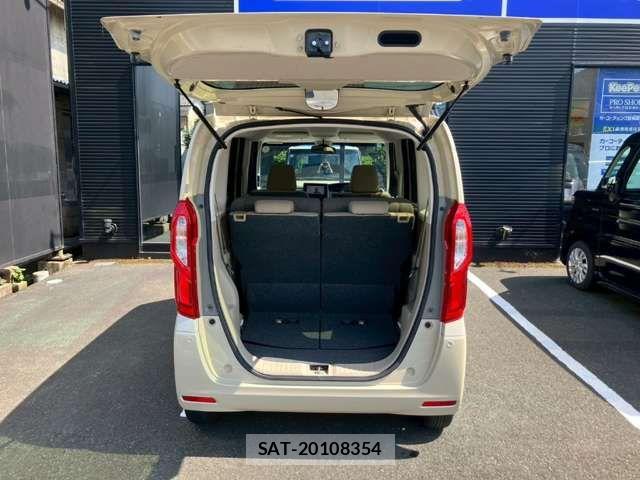 Honda N BOX 2018-03 8367379-9