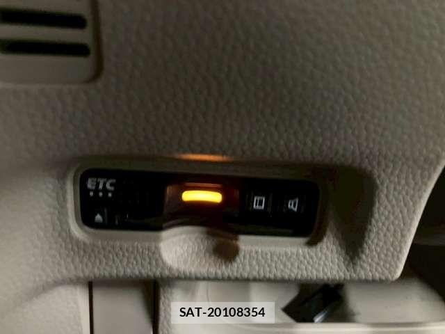 Honda N BOX 2018-03 8367379-2