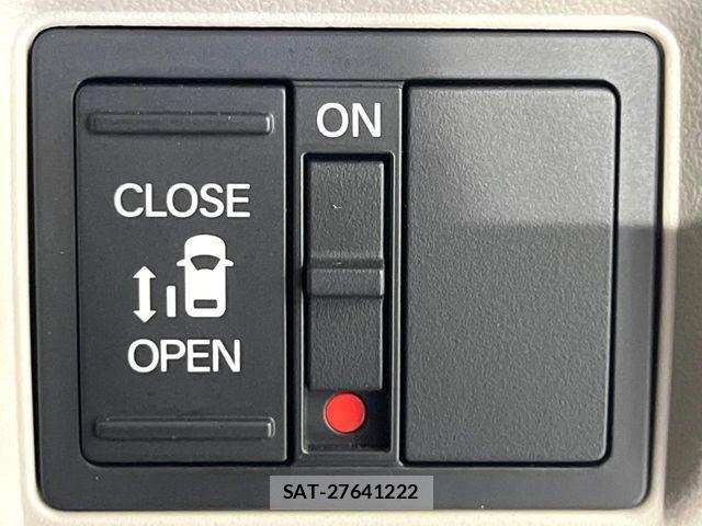 Honda N BOX 2024-11 8367330-2