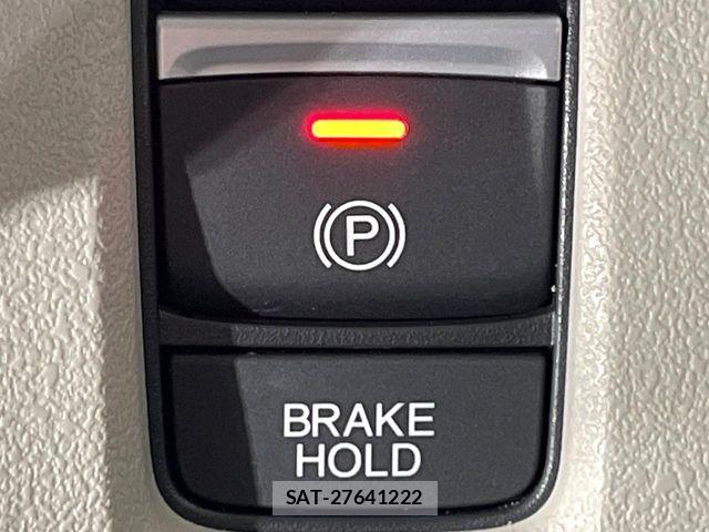 Honda N BOX 2024-11 8367330-3