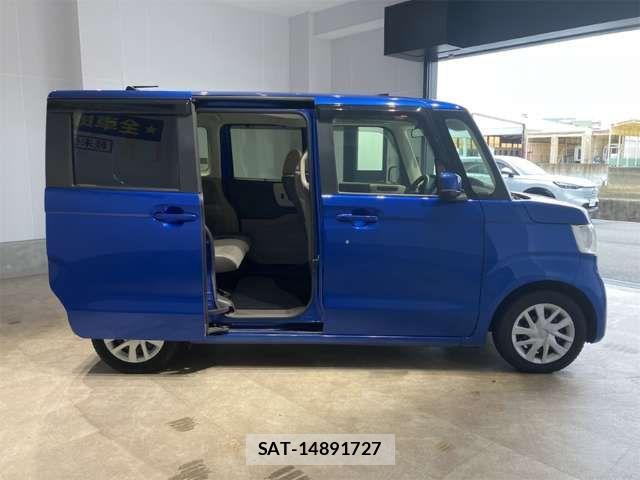 Honda N BOX 2019-08 8367376-12