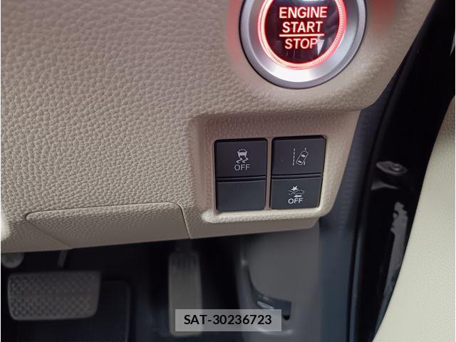 Honda N BOX 2019-05 8367426-13