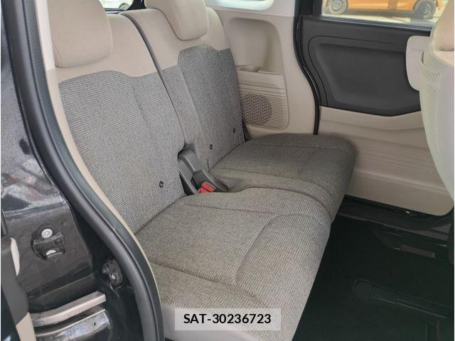 Honda N BOX 2019-05 8367426-15