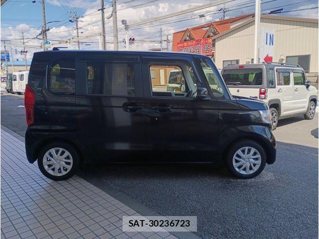 Honda N BOX 2019-05 8367426-3
