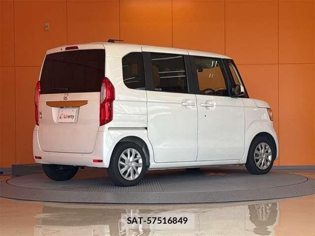 Honda N BOX 2022-10 8367365-8