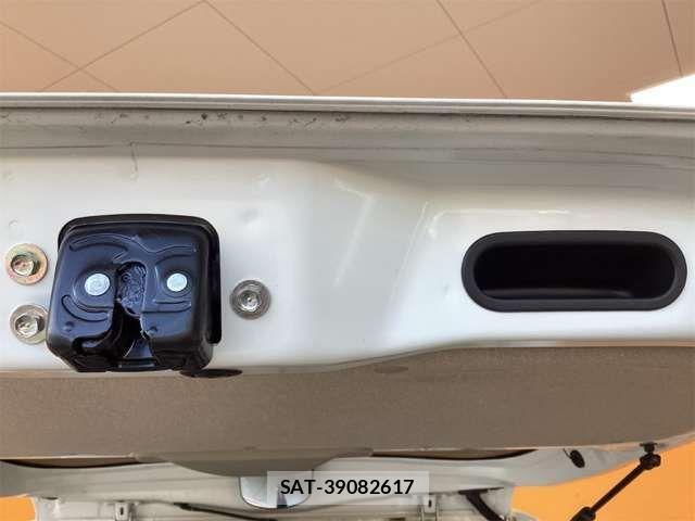 Honda N BOX 2020-03 8367361-14