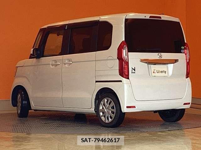 Honda N BOX 2020-03 8367356-12
