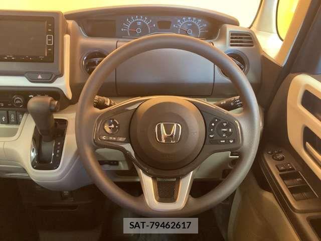 Honda N BOX 2020-03 8367356-18