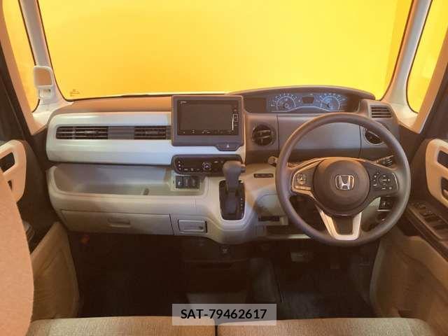 Honda N BOX 2020-03 8367356-1
