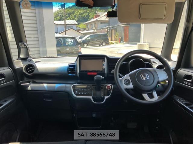 Honda N BOX 2014-03 8367470-16