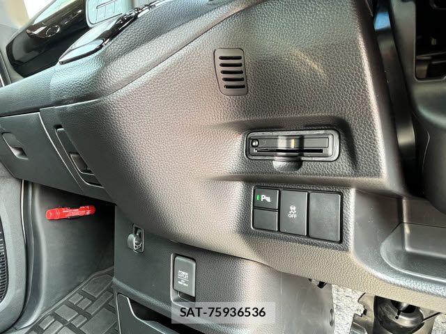 Honda N BOX 2023-06 8367474-15