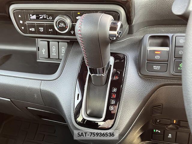 Honda N BOX 2023-06 8367474-19